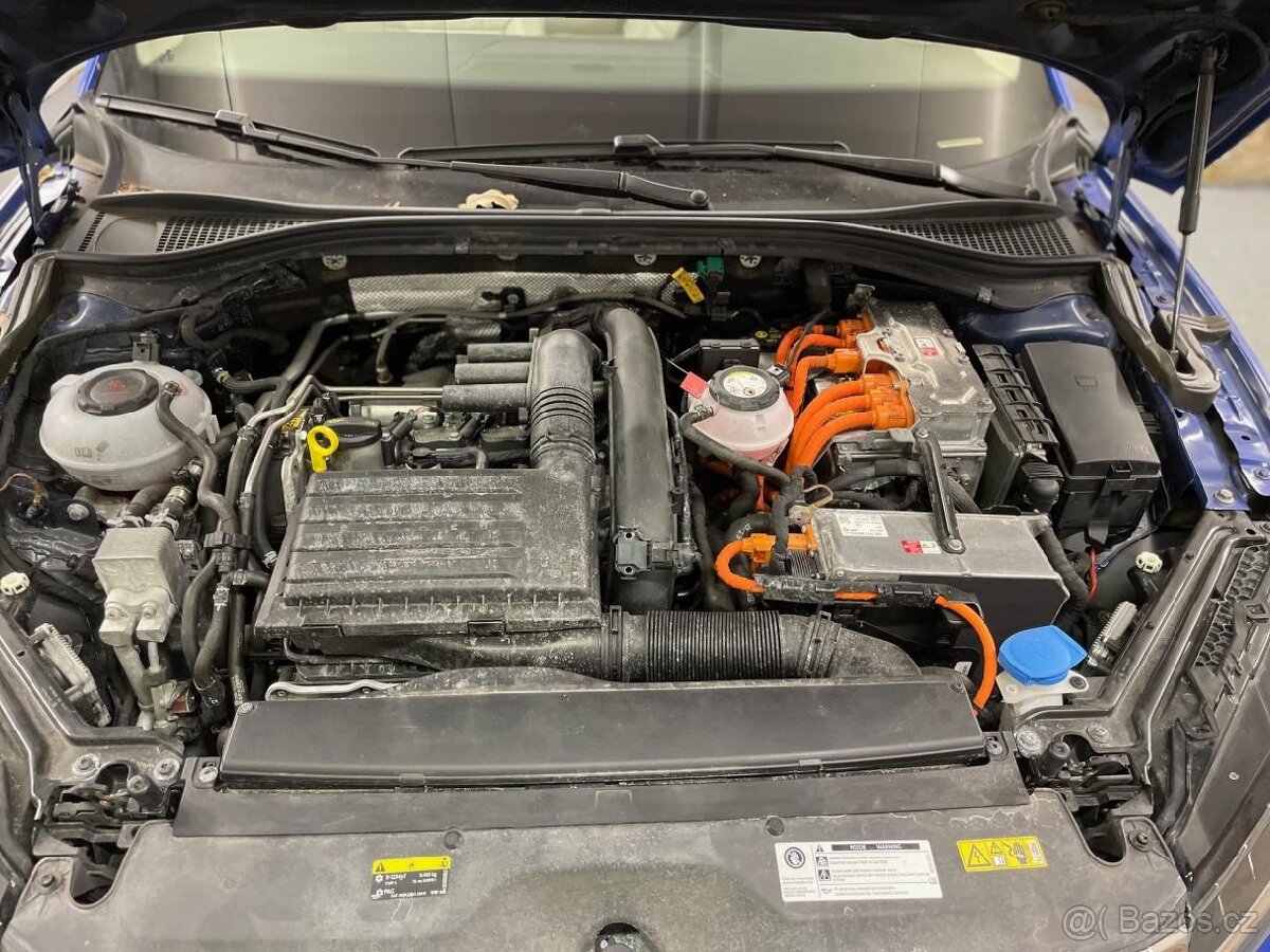 ŠKODA Superb 1,4TSI - 115KW IV L&K DSG na náhradní díly - 18