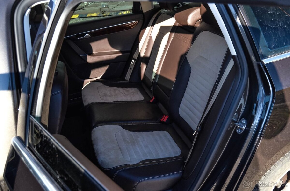 Volkswagen Passat Variant 2.0 TDI BMT Highline DSG - 18