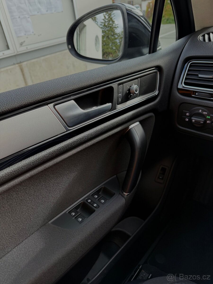 Volkswagen Touareg II 3.0 V6 TDI 4MOTION model 2016 - 18