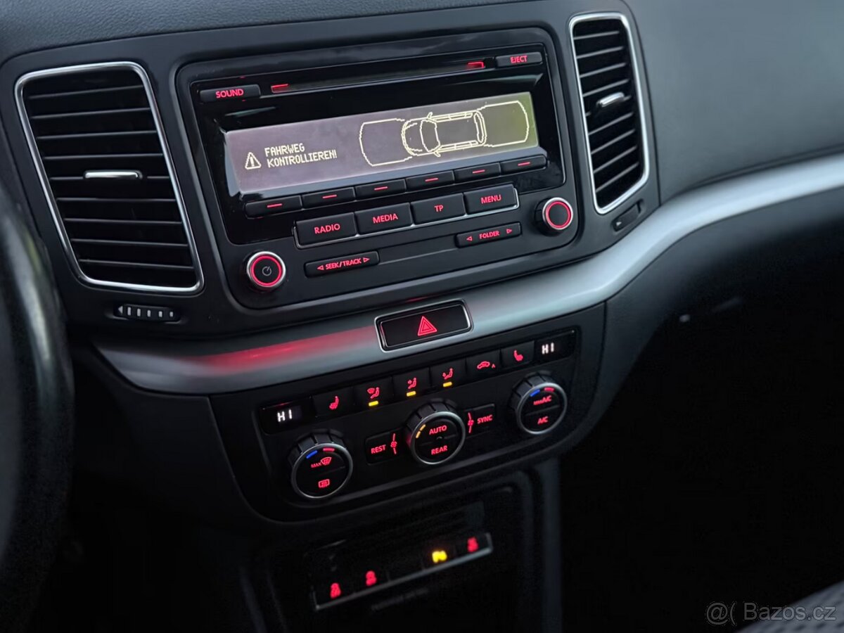 Volkswagen Sharan 2.0TDI Trendline 103kw - 18