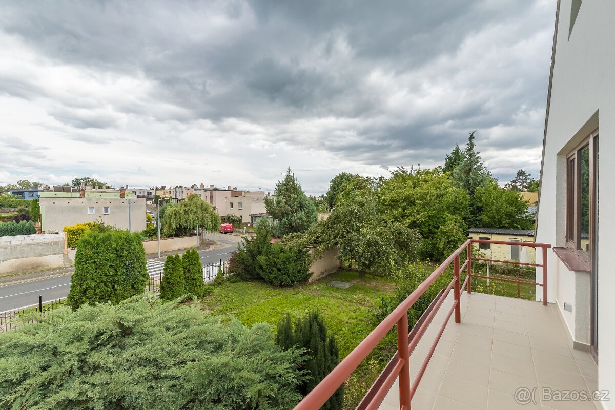 Prodám zrekonstruovaný rodinný dům v Týnci nad Labem - 18