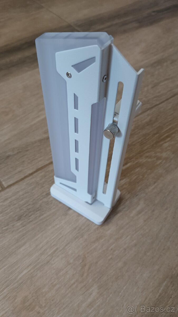 RGB podpěra pod grafickou kartu (White) - 18