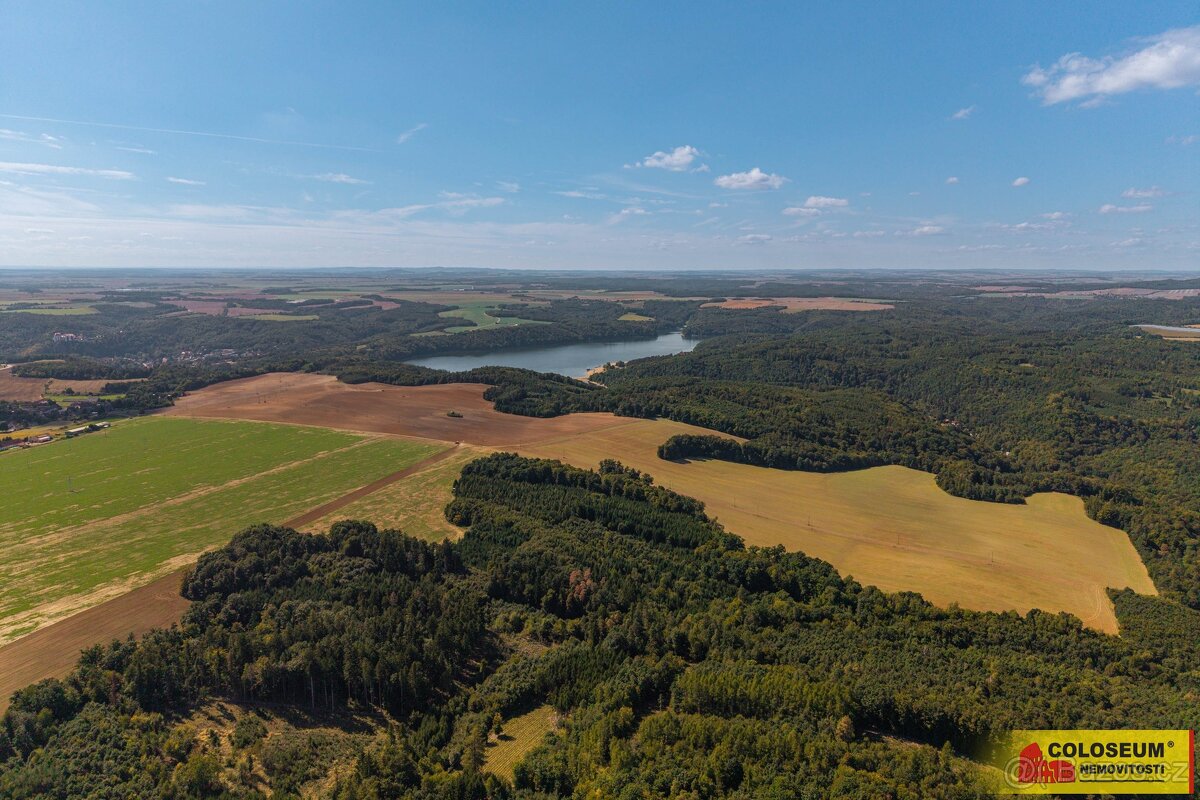 Šumná, RD 3+1, 150 m², zahrada, hospodářská budova, garáž – - 18