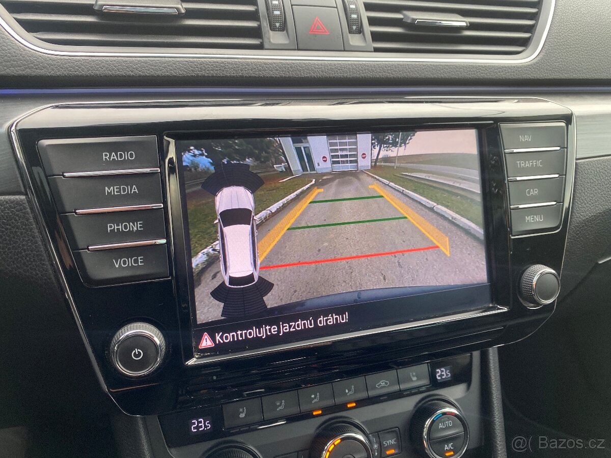 Škoda Superb 2.0 TDI 140kW DSG 4x4 - 18