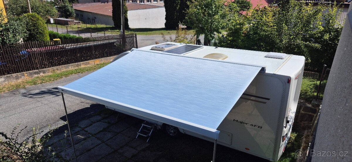 Obytný přívěs Swift Sprite Major 4 FB - plně vybavený - 18