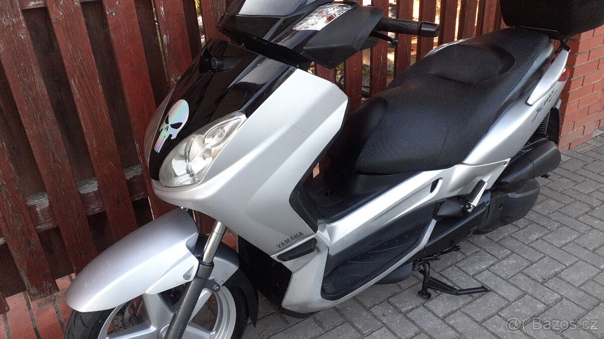 Yamaha X-Max 125 - 18