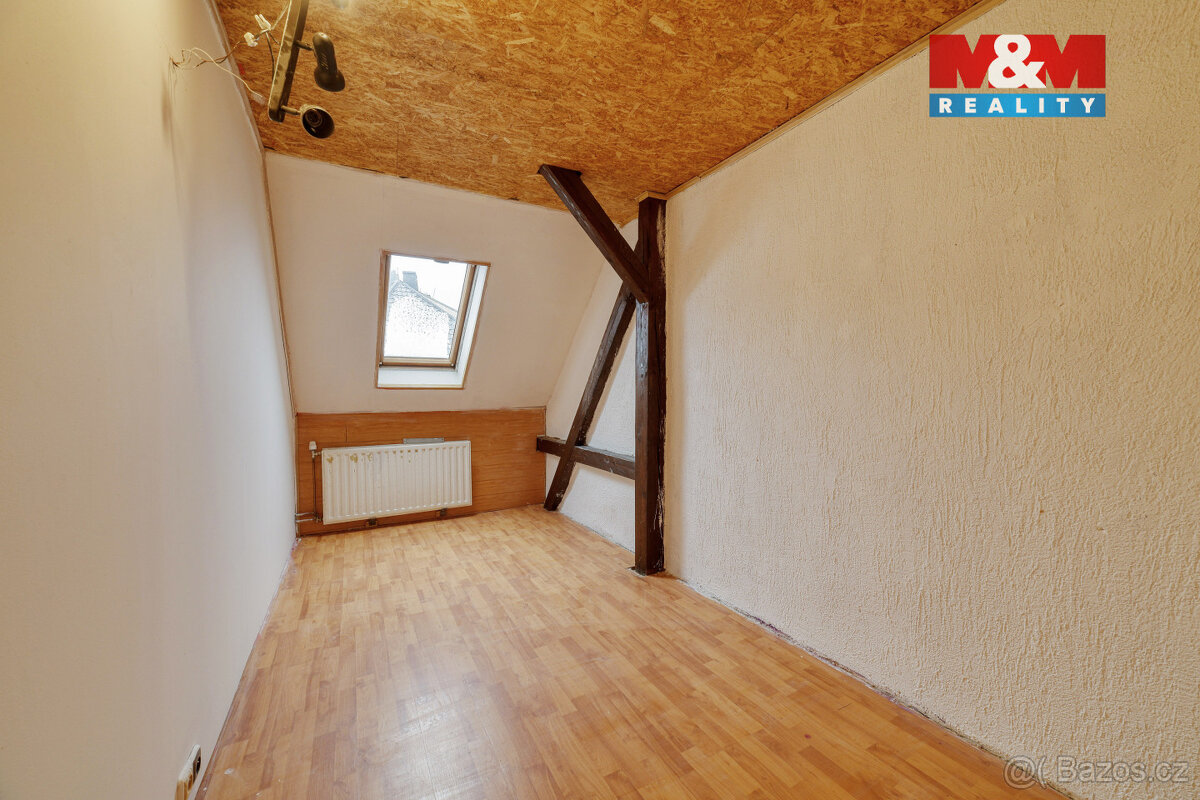 Prodej bytu 2+1, 92 m², Aš, ul. Studentská - 18