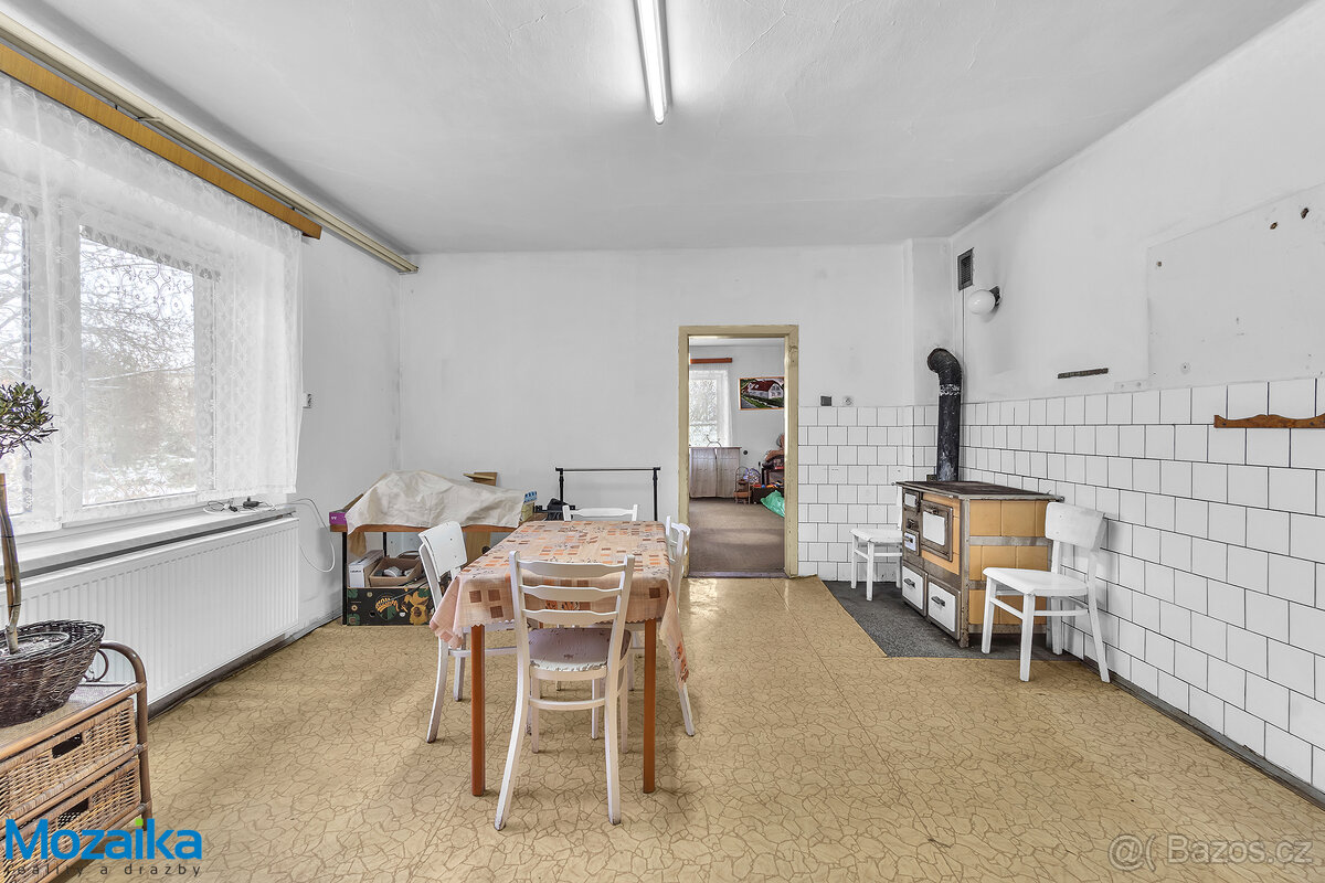 Velký rodinný dům u lesa na okraji Letohradu, ul.Taušlova. - 18