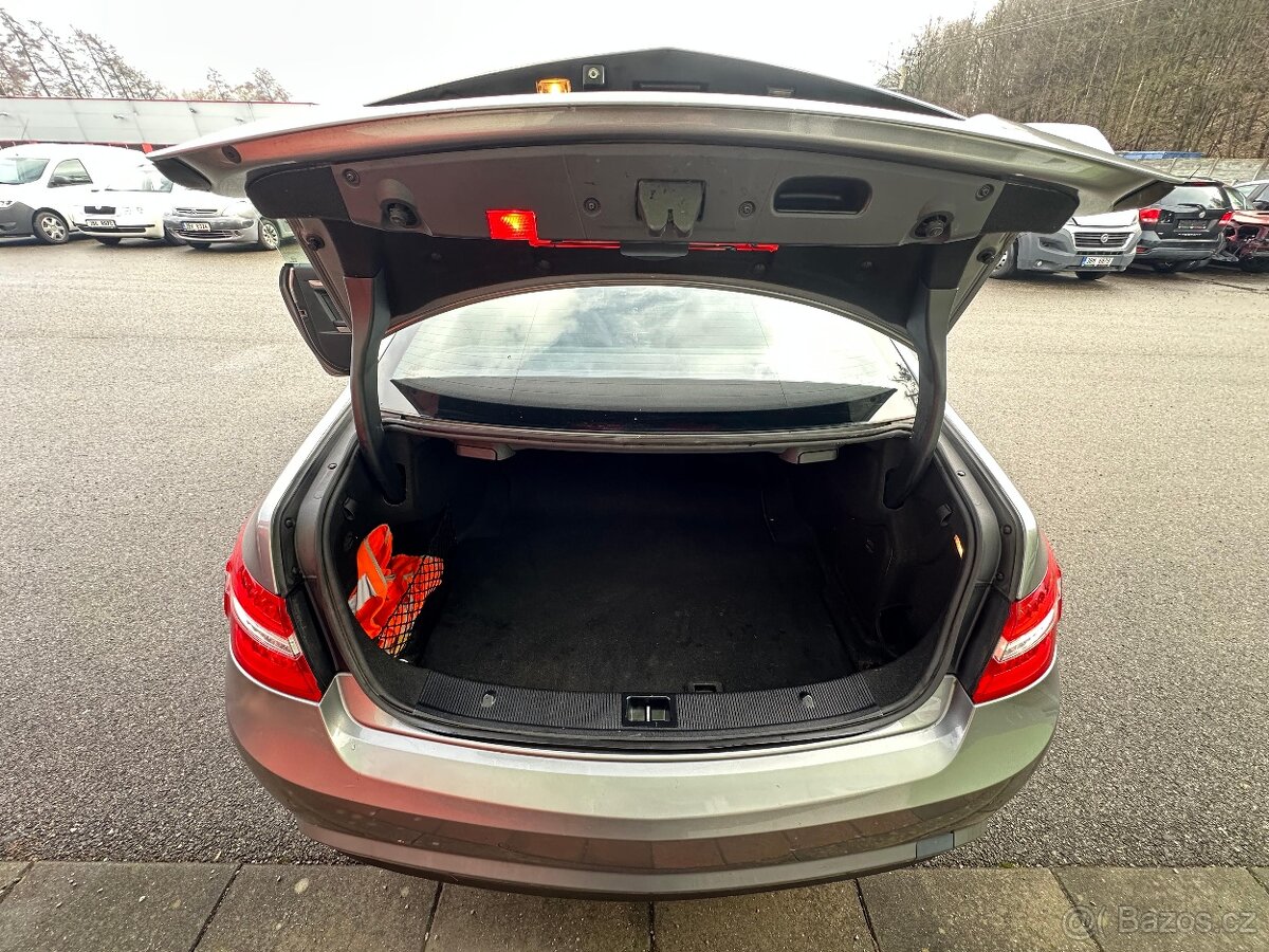 Mercedes-Benz E Coupe E 250 CDI Blue Efficiency Elegance - 18