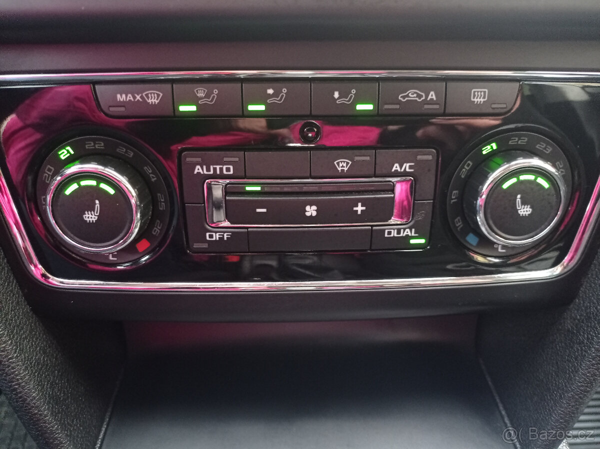 Škoda Superb 1.8 TSi 118kW/DSG/CZ/Výhřev - 18