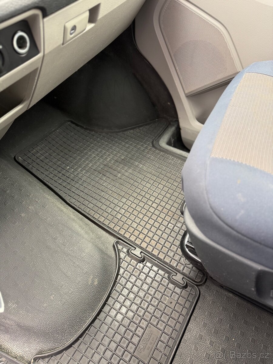 VW TRANSPORTER T6 Long 1 majitel 2017 - 18