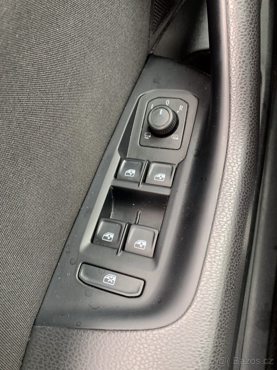 Volkswagen Passat 2.0 TDI EVO Business DSG - 18