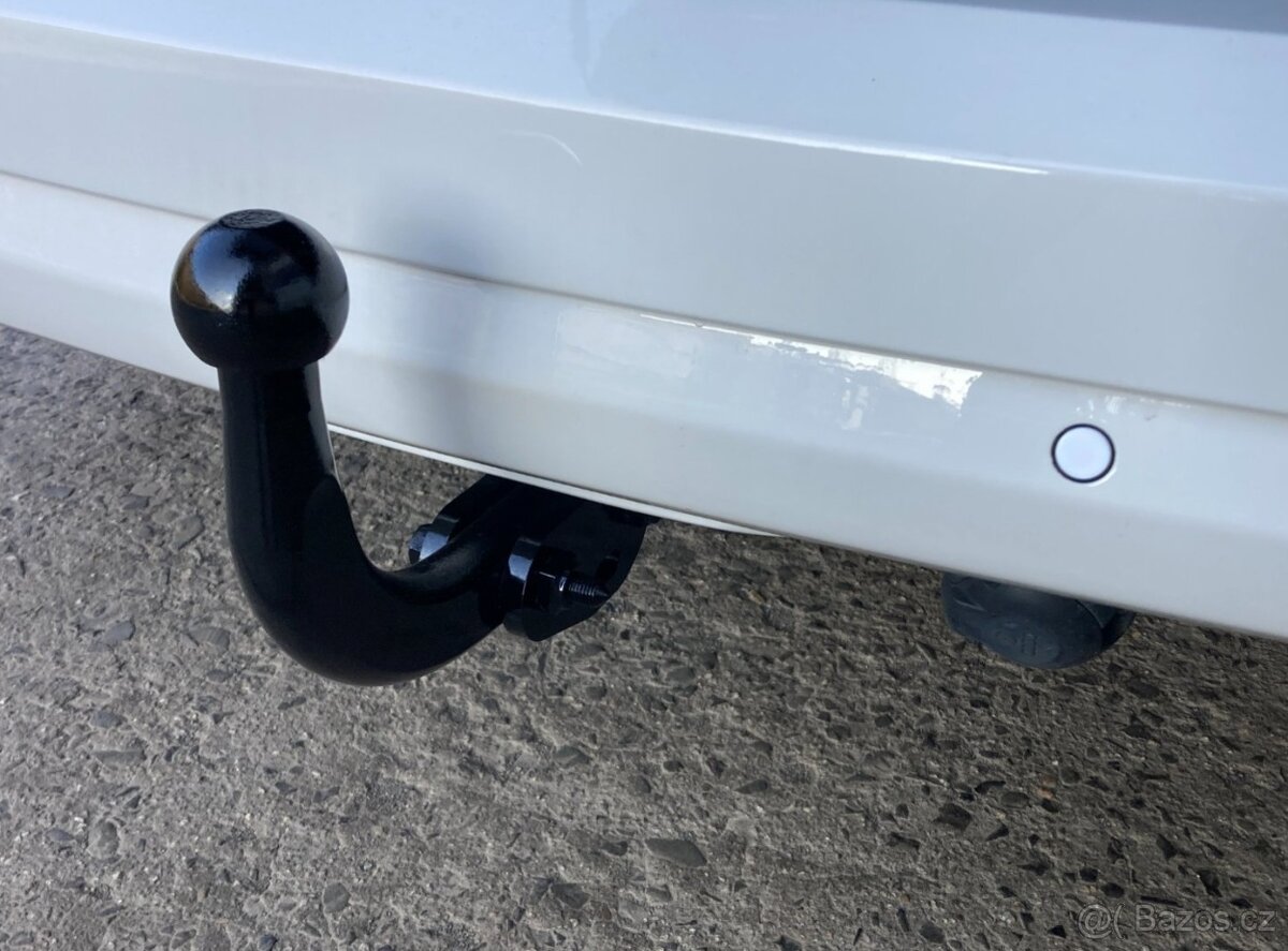 VOLKSWAGEN CADDY MAXI 2,0TDi 7míst webasto - 18