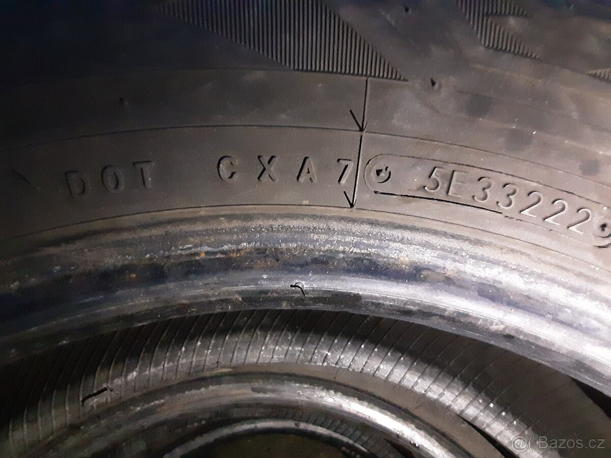 ZIMNÍ PNEU céčkové 235/65/16 C a 215/65/16 C zimnì R16C - 18