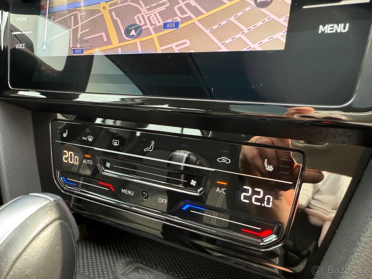 VW Passat Variant 2.0 TSI 140kW DSG ACC 5/2022 151 200 km - 18