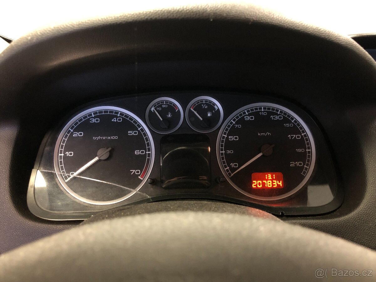 PEUGEOT 307 1.6 16V - 18