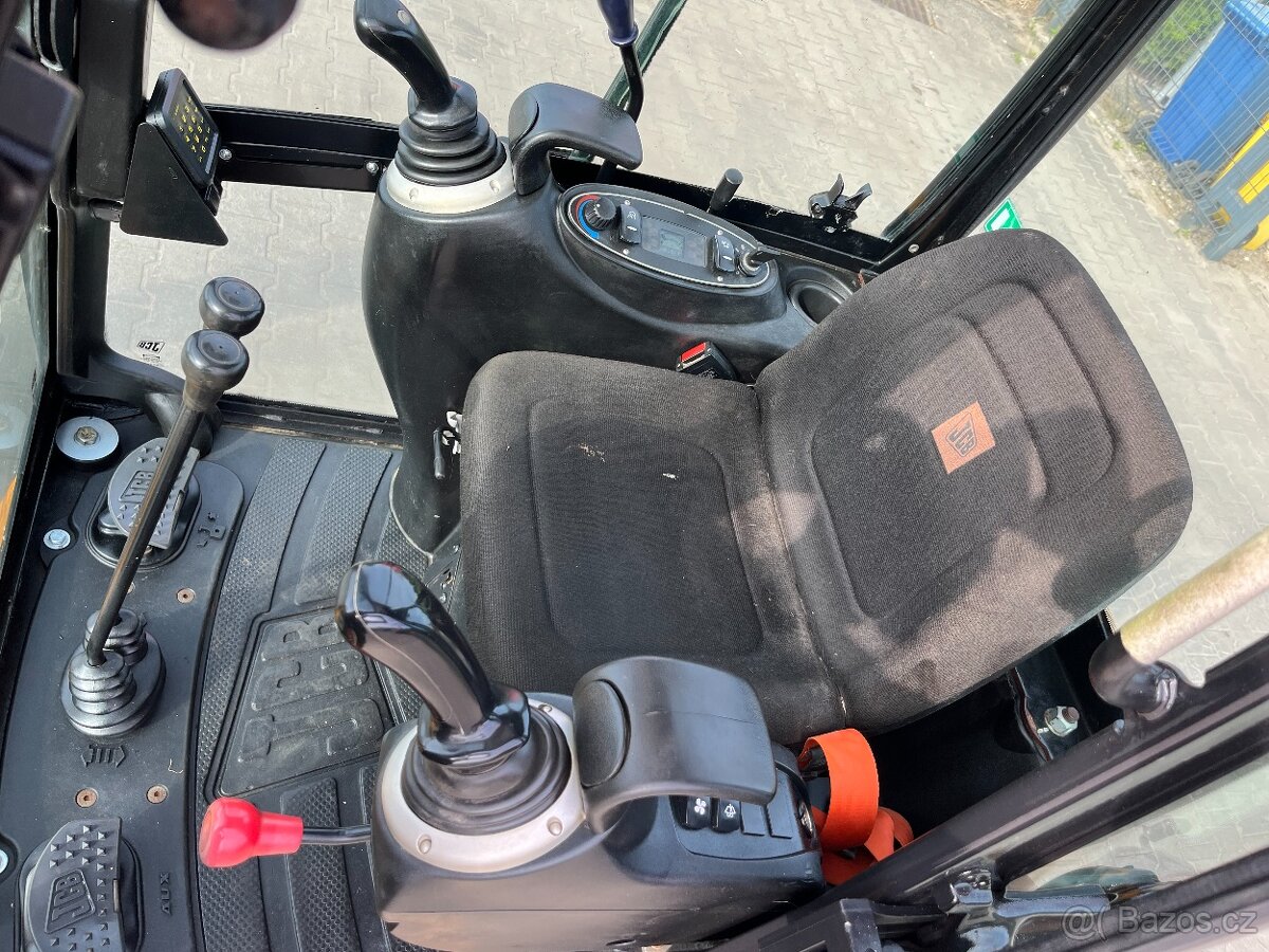 Minibagr minirypadlo JCB 8016 CTS Cat Bobcat Volvo Kubota - 18