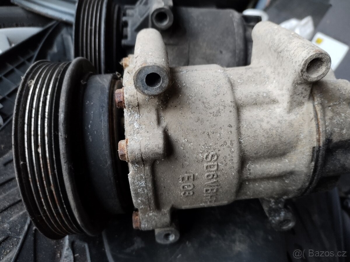 Kompresor klimatizace Renault Nissan 8200316164 - 18