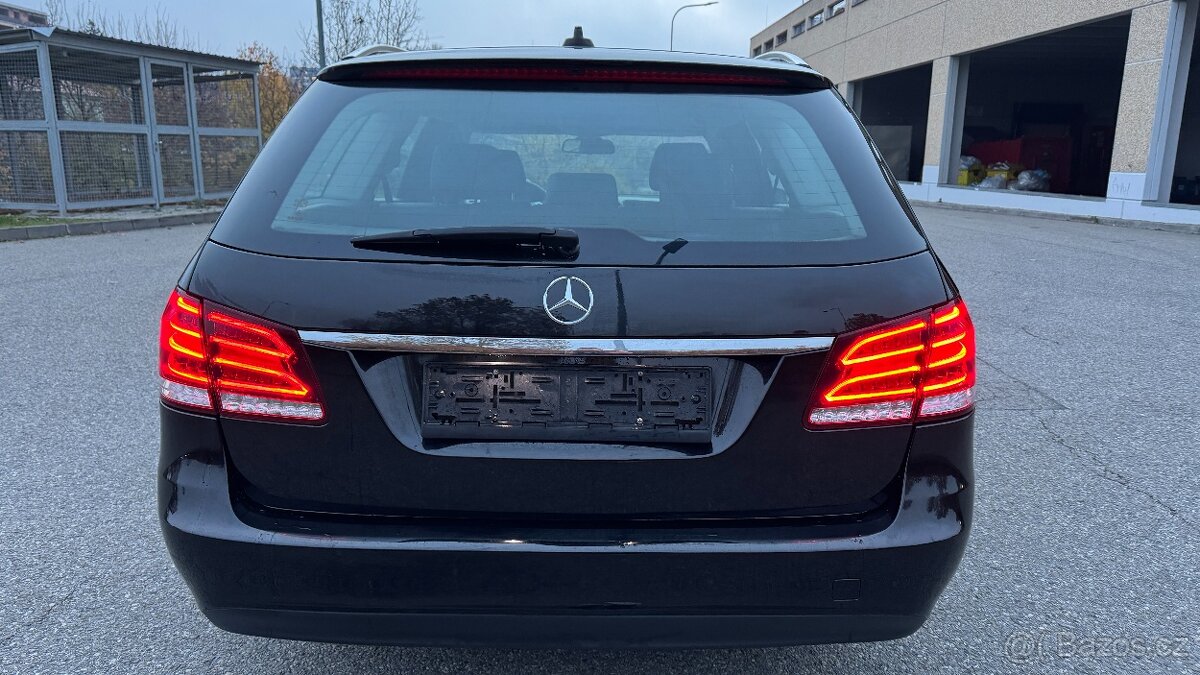Mercedes-Benz E 200 BLUETEC - 18