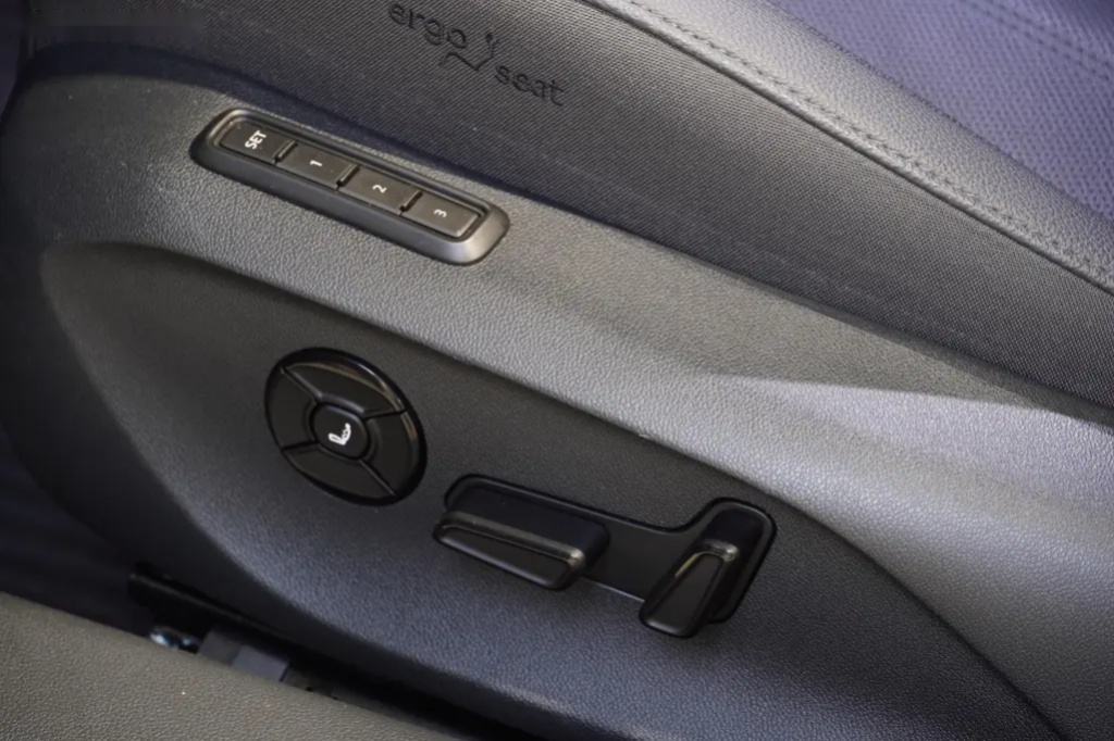 Škoda Superb, 2.0TDI,142KW,4x4,L&K,HUD,VENTI - 18