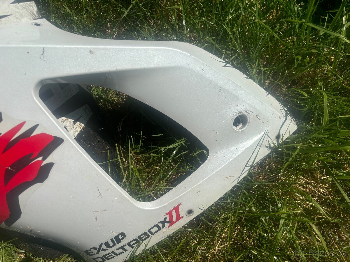 Podsedadlove plasty na Yamaha R1 98-99 - 18