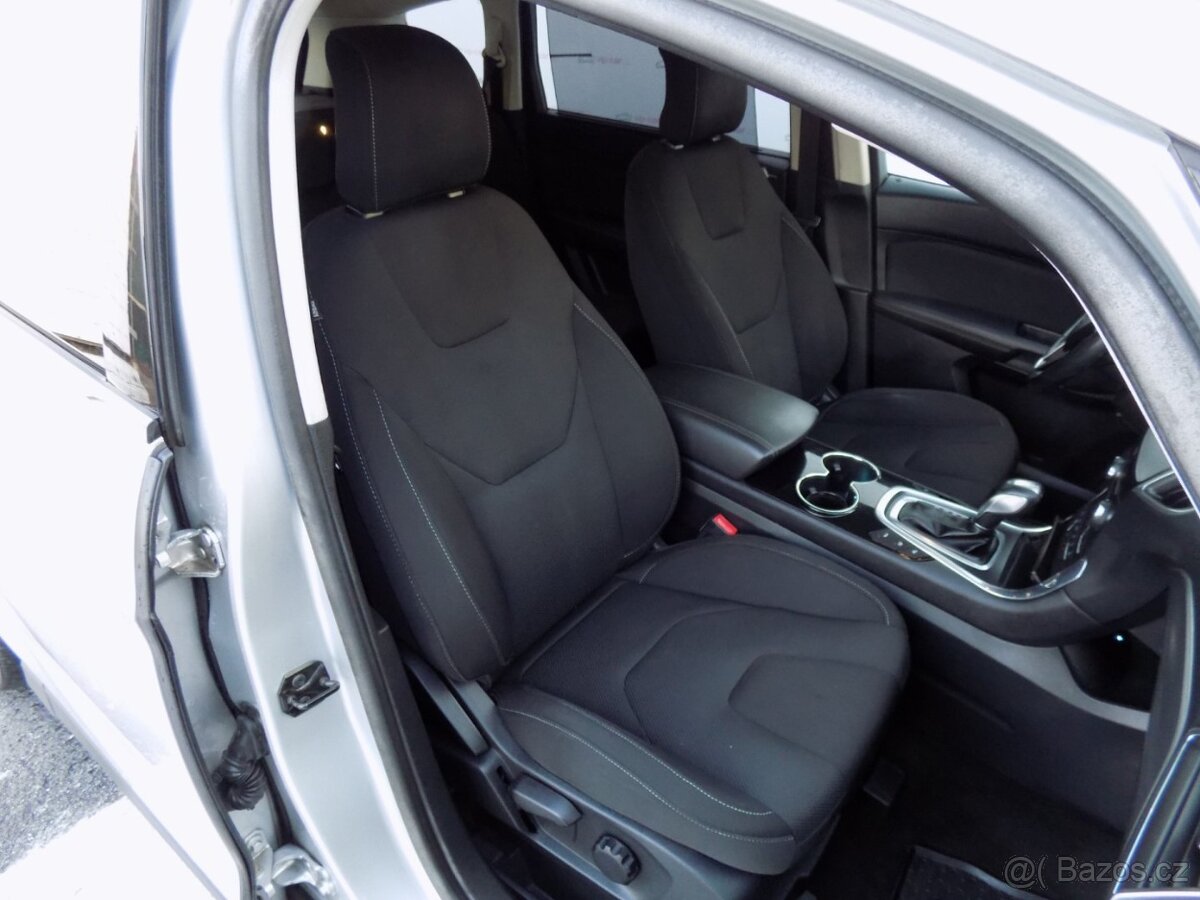 Ford S-MAX 2.0TDCi/Titanium/AT/LED/ - 18