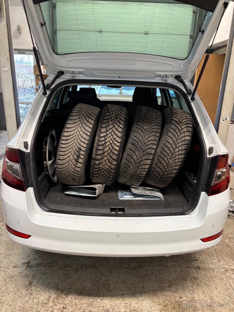 Škoda Fabia 3 1.0 Tsi Clever Kombi - 18