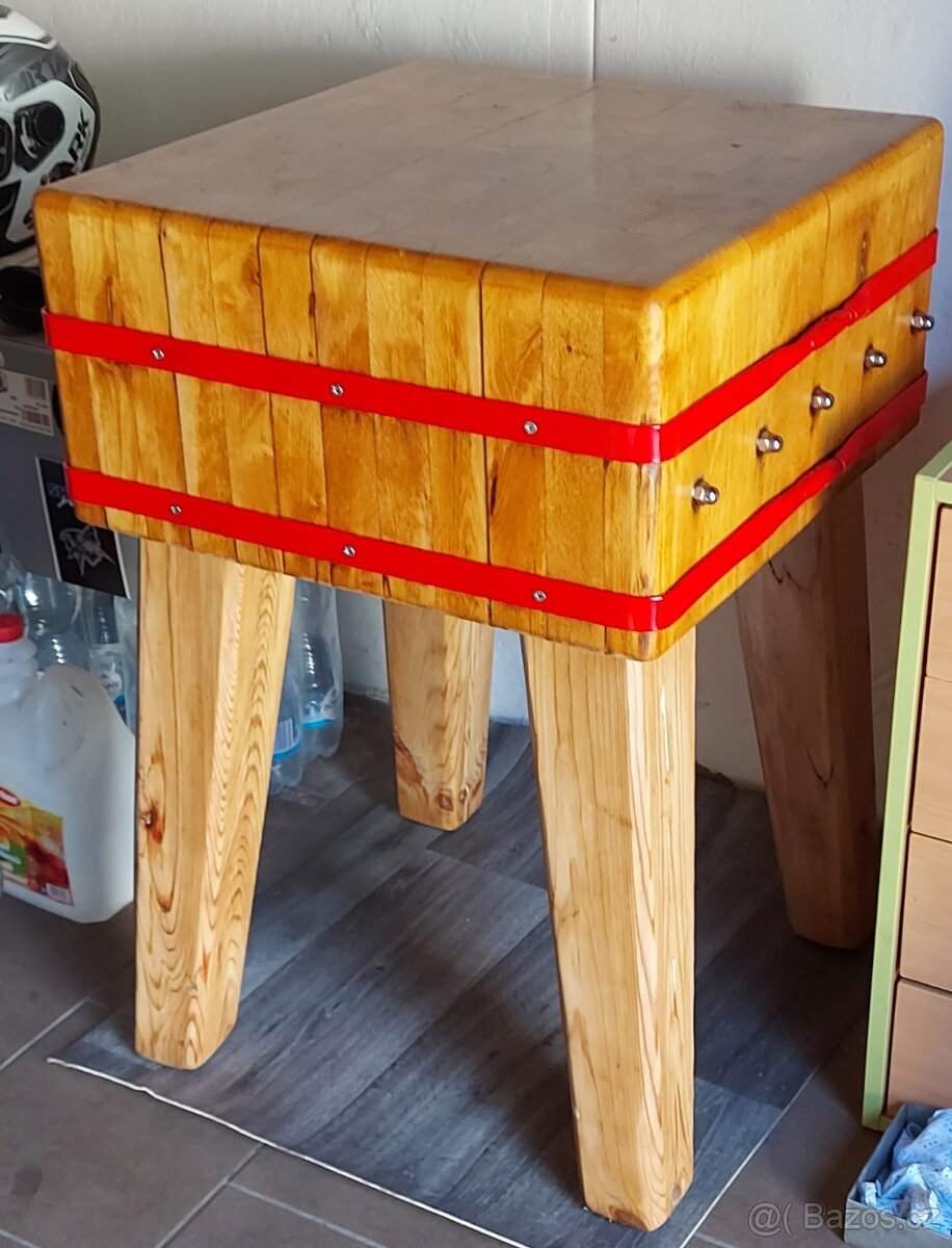 Řeznický špalek - 18