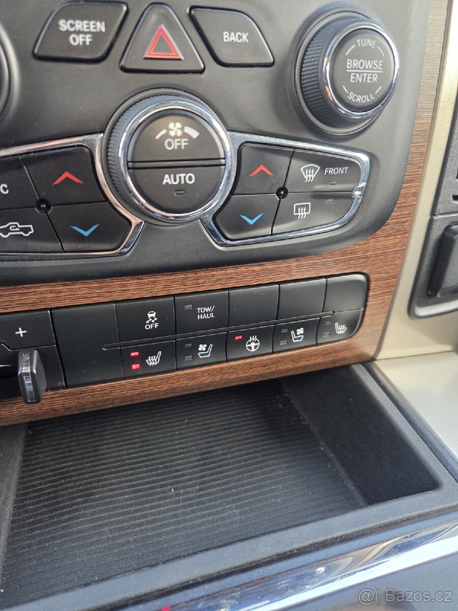 Dodge ram 1500 4x4 V8 5.7 - 18