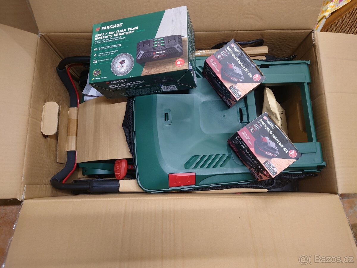 Aku Parkside sekačka, rychlonabíjčka, 2X 4Ah baterie - 18