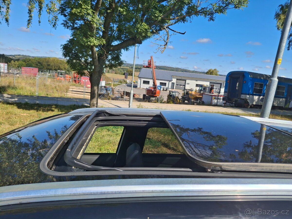 Peugeot 5008 GT LINE2.0HDi 180 S&S EAT8 - 18