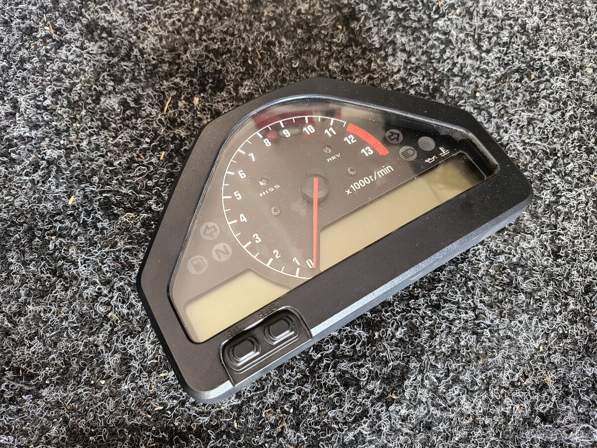 Náhradní díly Cbr 1000rr sc57 12900km najeto - 18