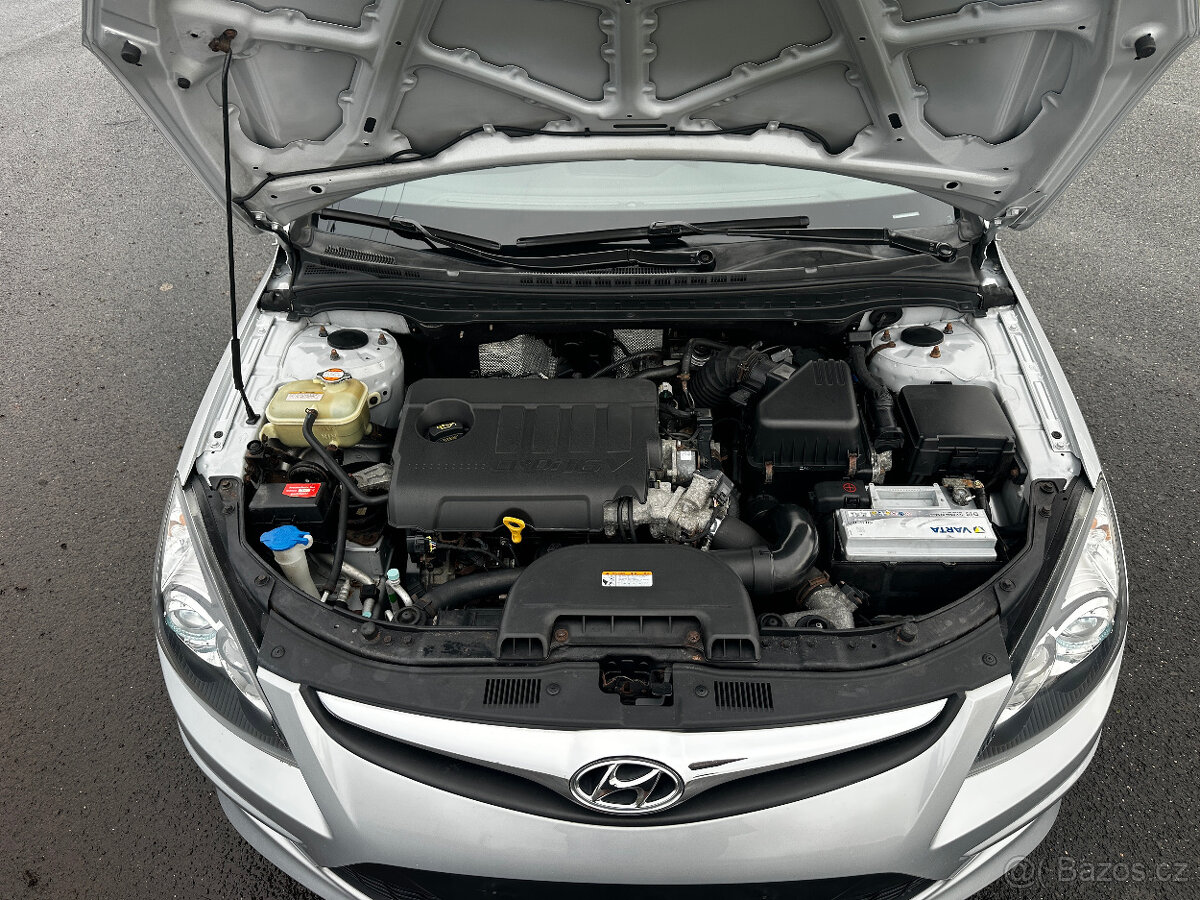 HYUNDAI i30 CW, 1.6 CRDi, r.v. 2011 - 18