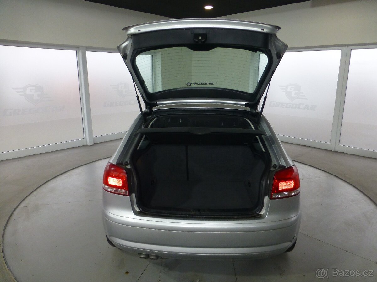 Audi A3 2,0TDI QUATTRO ALU KOLA DIGI - 18