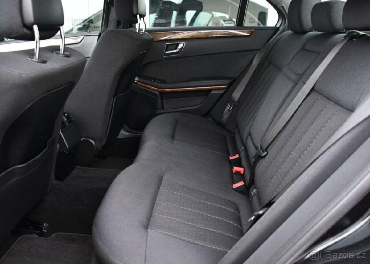 Mercedes-Benz Třídy E 220CDI ELEGANCE 125kW - 18