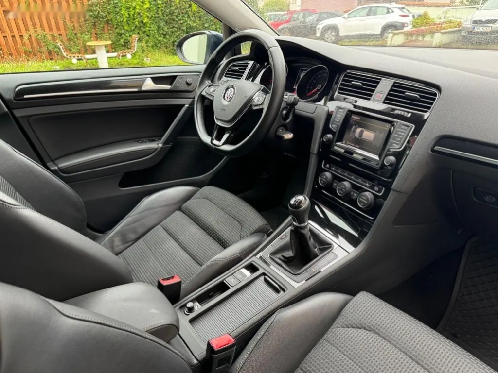 Volkswagen Golf, Variant 2.0TDI Highline - 18