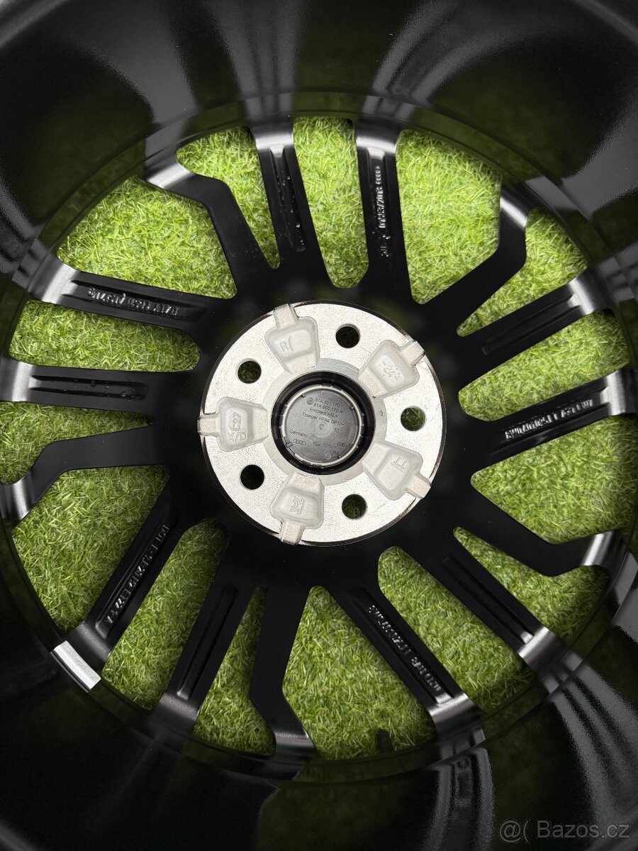 AUDI RS5/RS4 - ORIGINÁLNÍ SADA R20 - 18