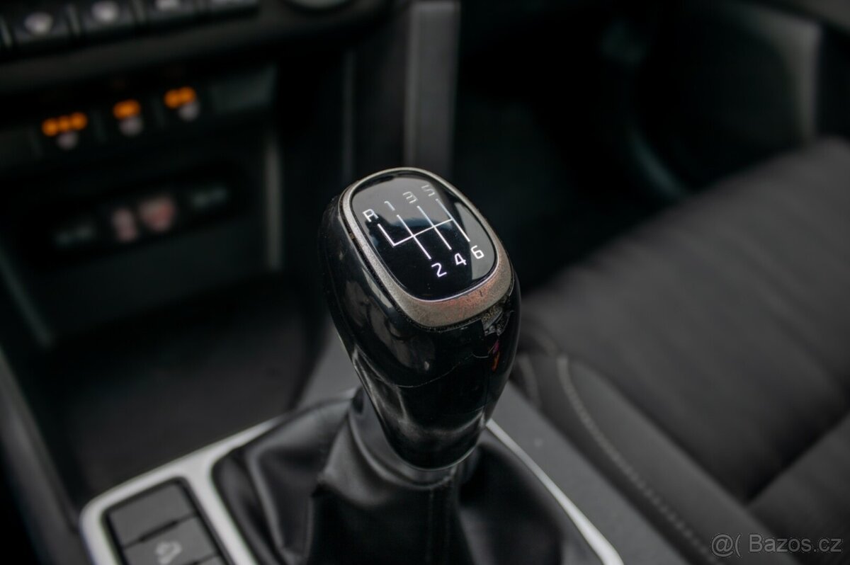 Kia Sportage 1.7 CRDi 2WD Platinum - 18