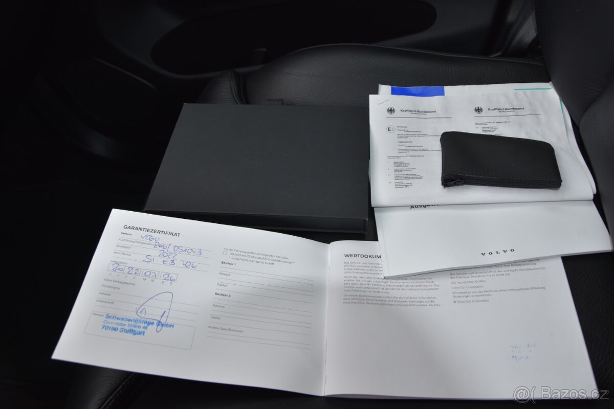 Volvo XC60 2.0 B4 mHEV Momentum A/T - 18