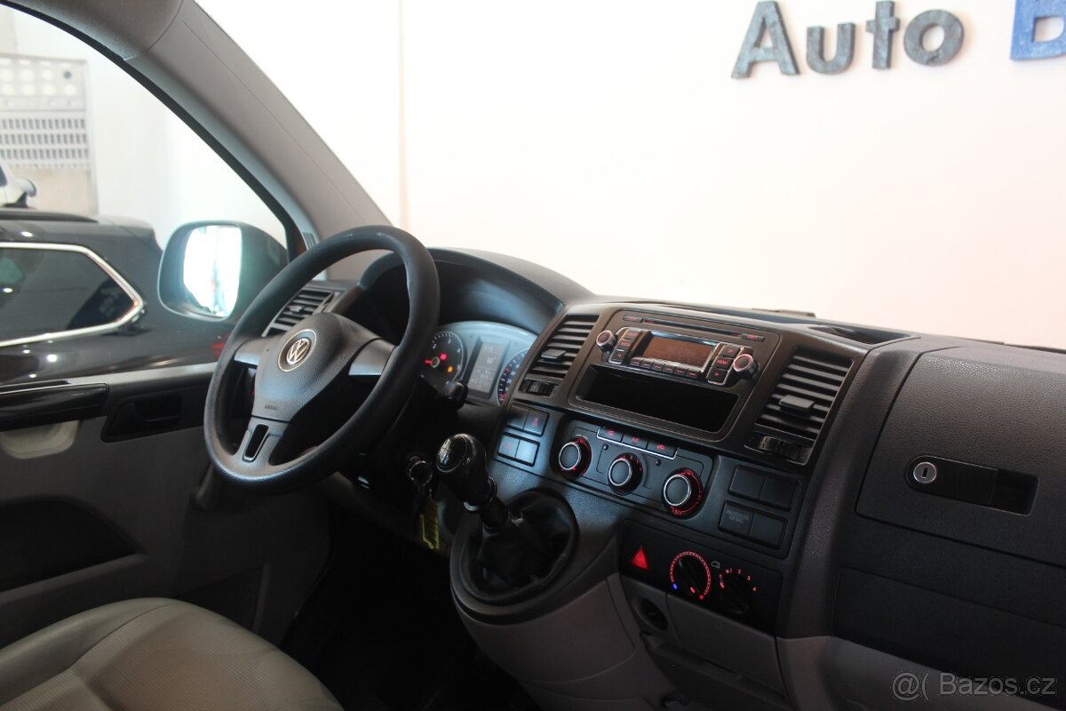 VW T5 2.0TDI 75kW BUS 9 Míst Klima 2015 - 18