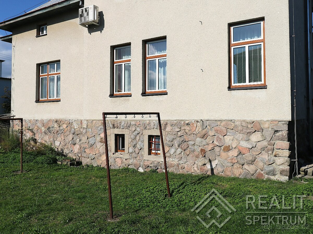 Prostorný a prosvětlený byt 2+1 (+ menší pokojík) v Žamberku - 18