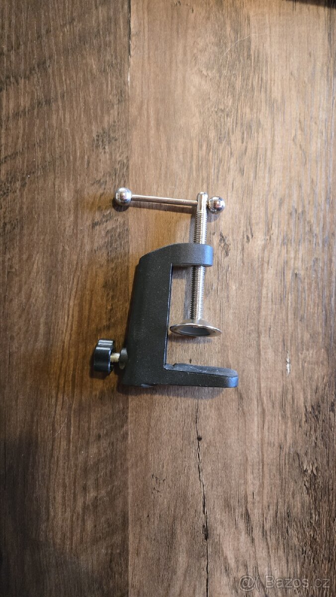 Mackie Big Knob Studio Bundle - 18