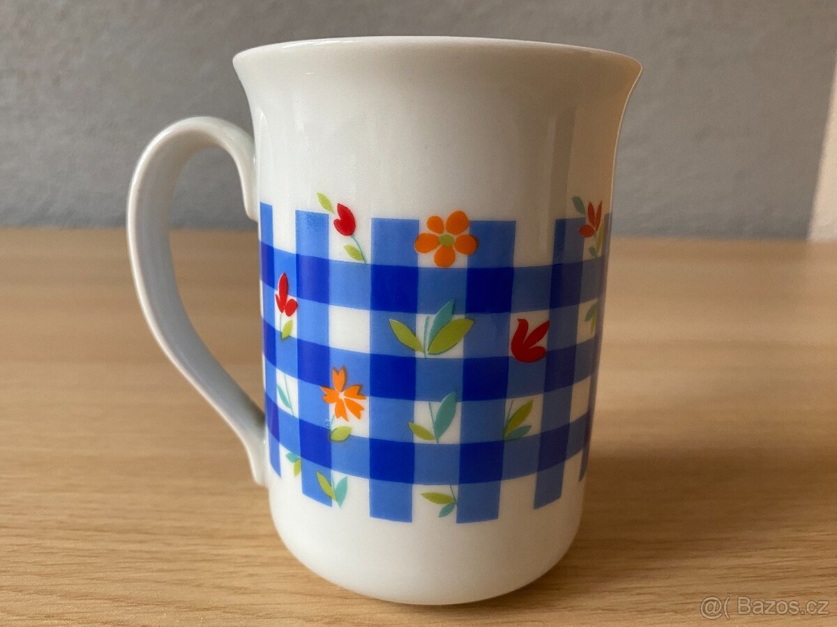 Porcelánové karlovarské hrnky - 250 ml - 18