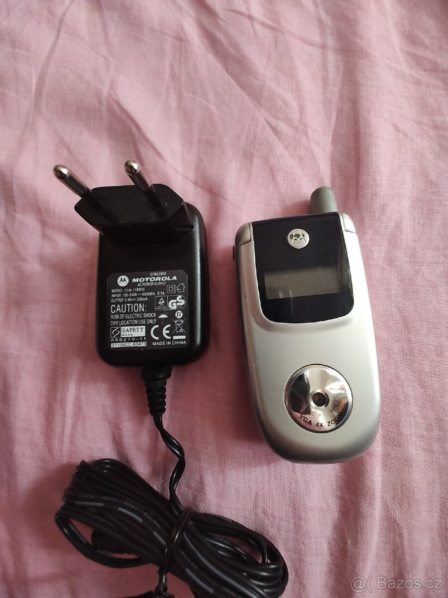 Motorola v220 zánovní - 18