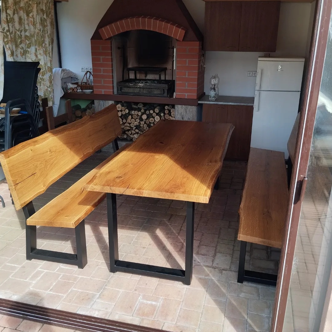 Jídelní stůl - 18