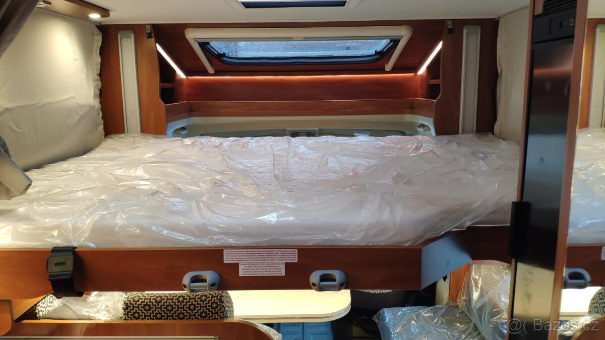 LAIKA KOSMO EMBLEMA 509 - 18