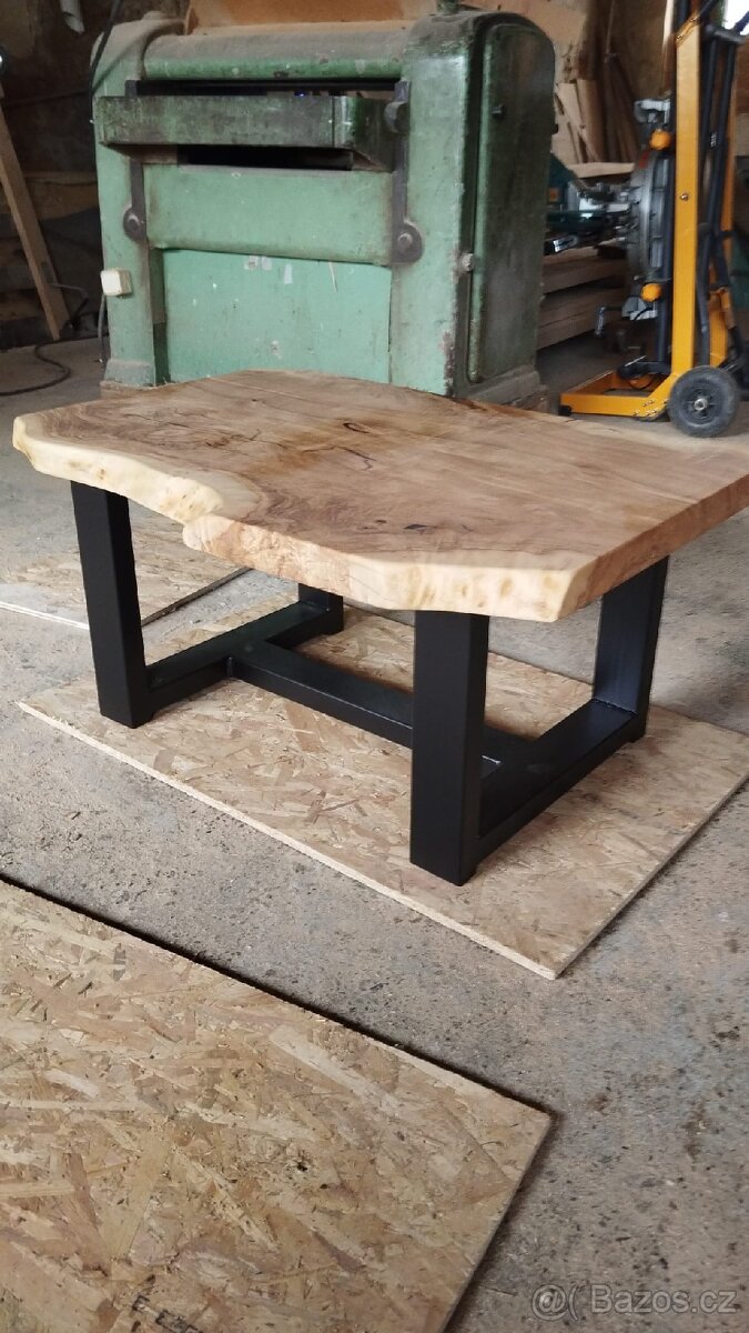 Konferenční stolek - 18