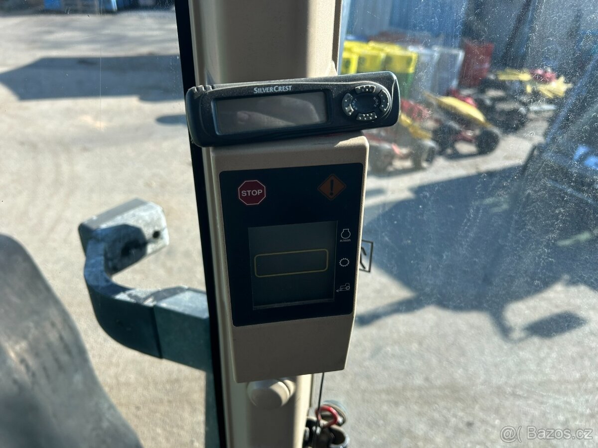 John Deere 8200 - 18