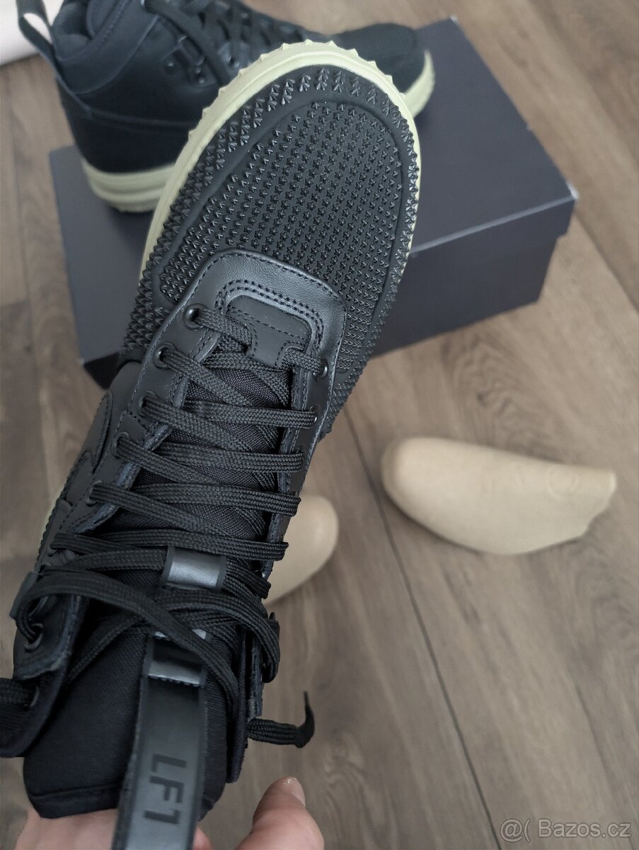 Nike Lunar Force 1 Duckboot velikost EUR 44 - 18