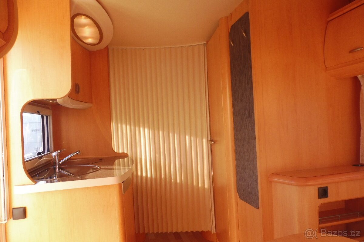 Hobby De Luxe 460 R.V. 2009 - 18